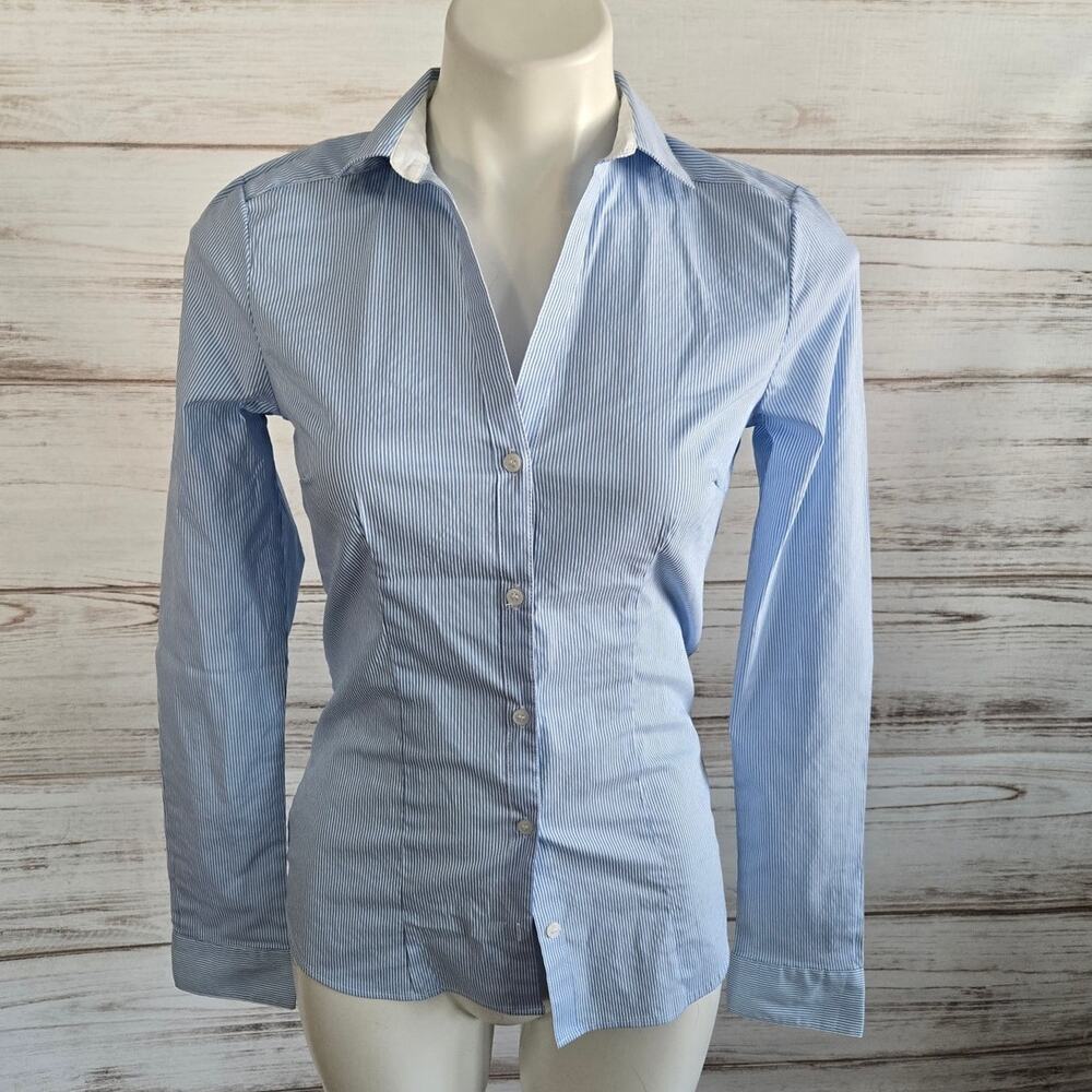 H&M Blue and White Stripe Fitted Button-down Shirt sz 6